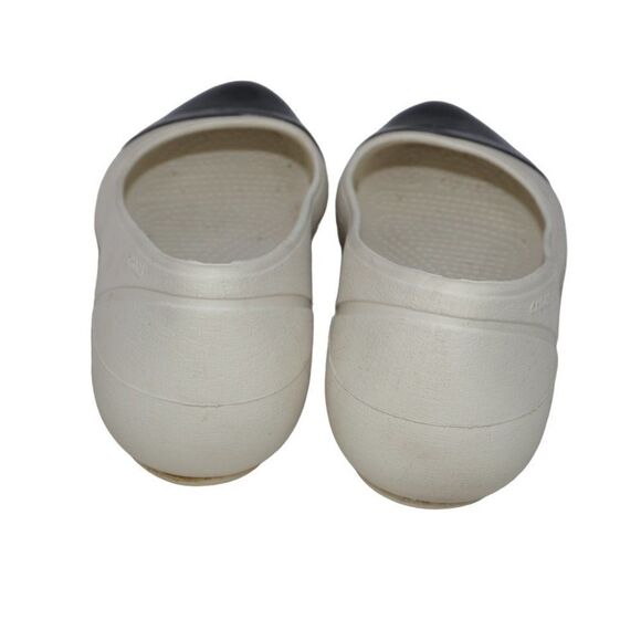 Crocs White and Black Almond Cap Toe Ballet Flats, Size 8 - Picture 7 of 7
